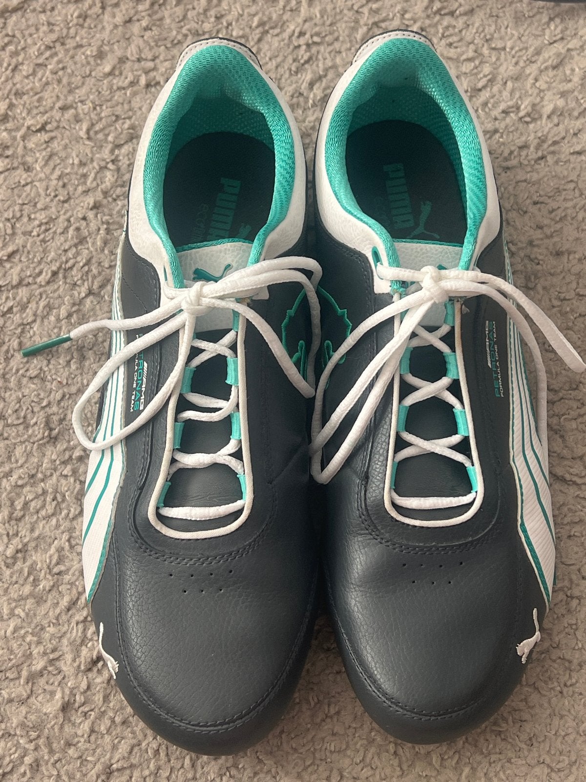 Puma Mercedes AMG Petronas Formula 1 schoenen, Ophalen of Verzenden, Zo goed als nieuw, Zwart, Sneakers of Gympen