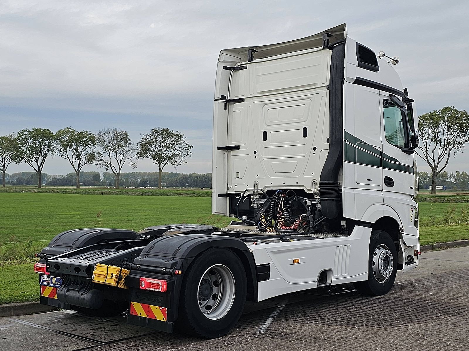 MERCEDES-BENZ ACTROS 1851 LS BIG SPACE,2Xtank,Standklima,oil, Automaat, Euro 6, 510 pk, Wit