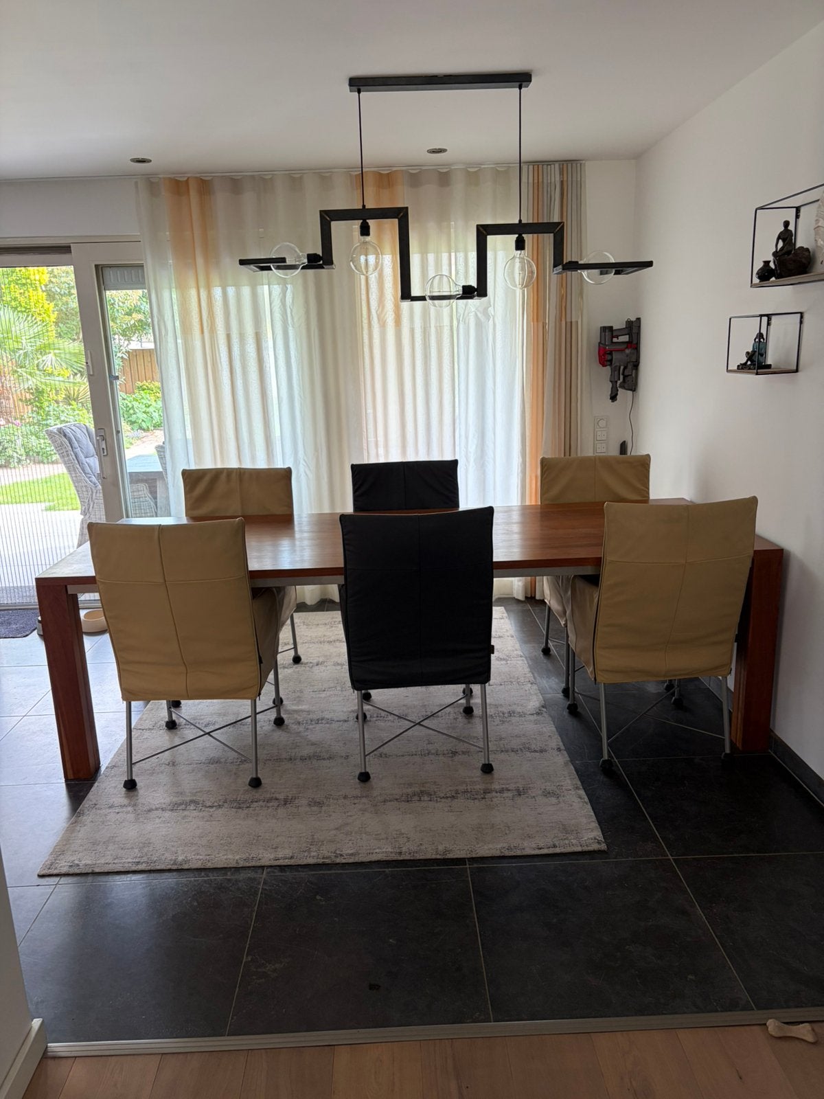 Stalen plafond lamp, Ophalen, Zo goed als nieuw, Modern strak 1,50 meter lang zwart goede kwaliteit