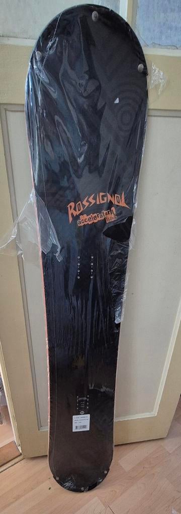 Nieuw Rossignol Accelerator Snowboard 160cm zonder bindingen, Sport en Fitness, Snowboarden, Ophalen