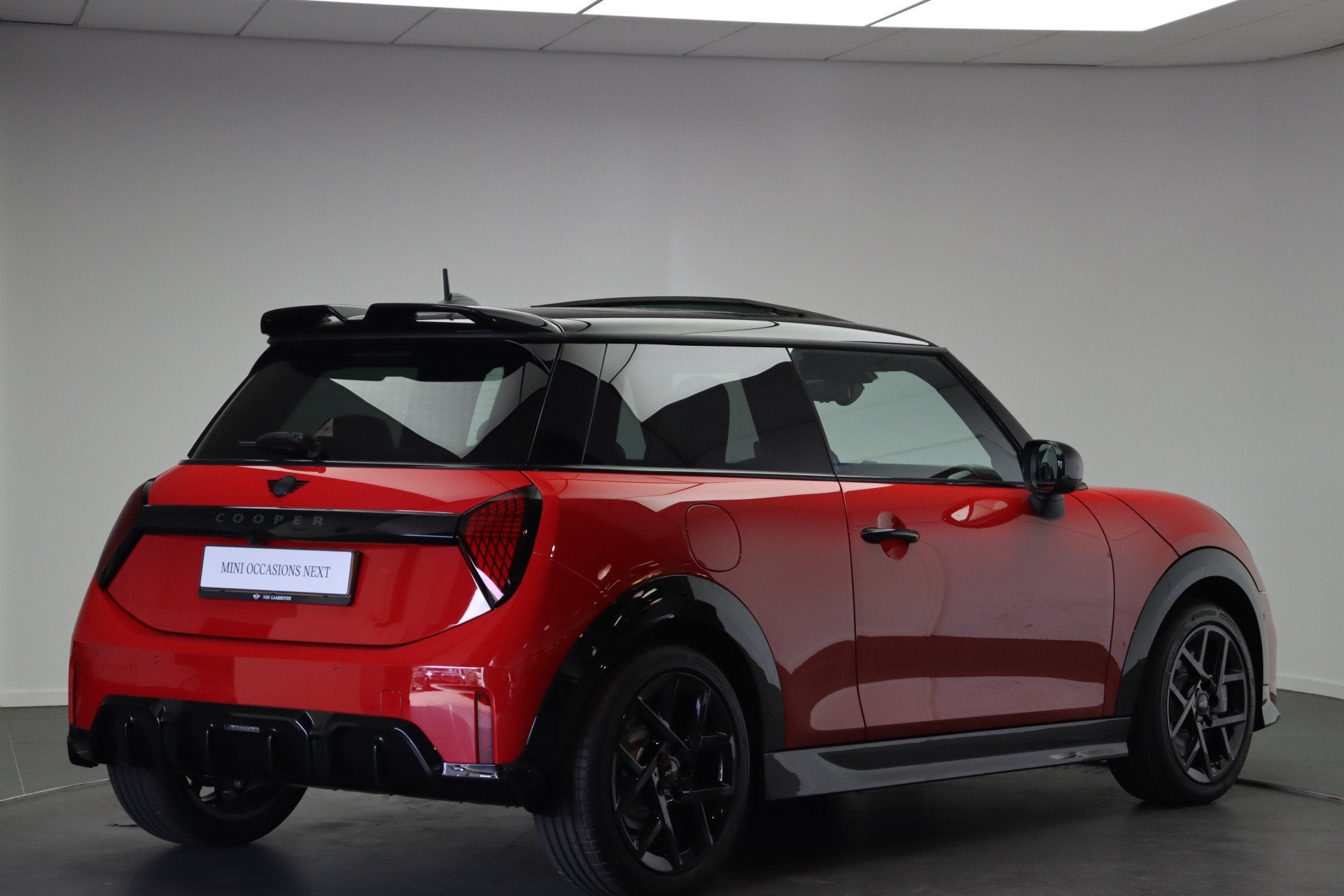 MINI Hatchback Cooper C / JCW / Pakket XL / 17" John Cooper, Dealer onderhouden, Stof, Euro 6, 156 pk