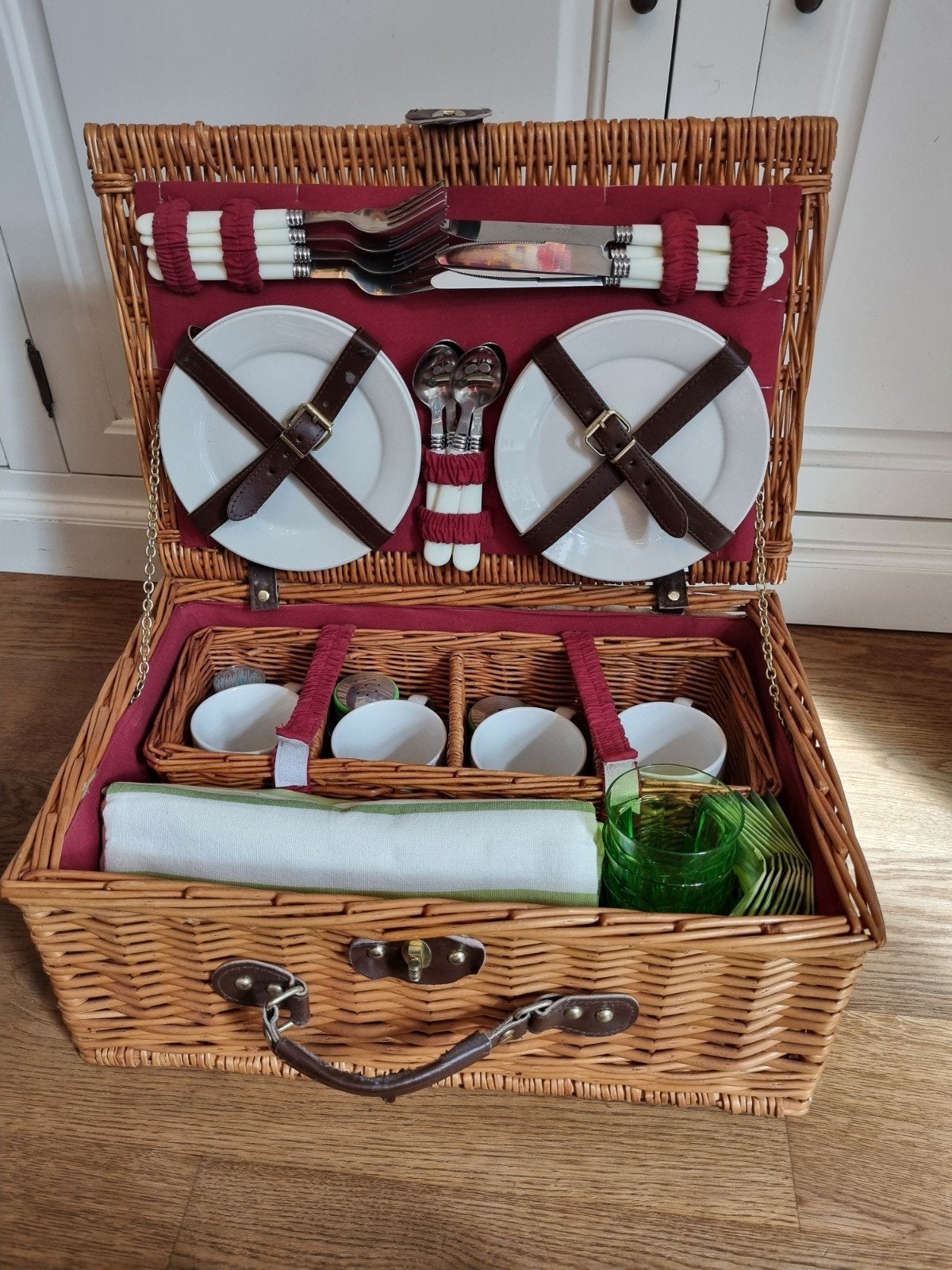 Luxe rieten picknickmand - voor 4 personen, Ophalen, Nieuw