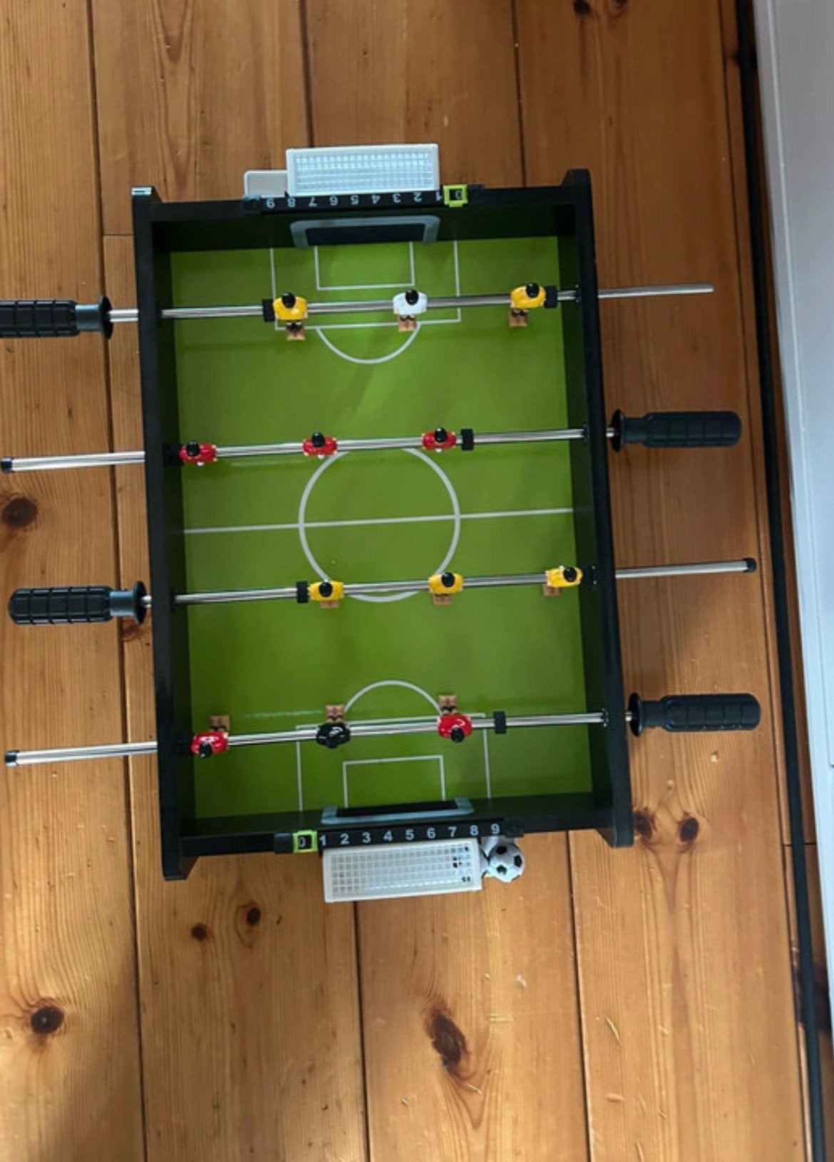 Klein voetbaltafeltje, Ophalen of Verzenden, Zo goed als nieuw