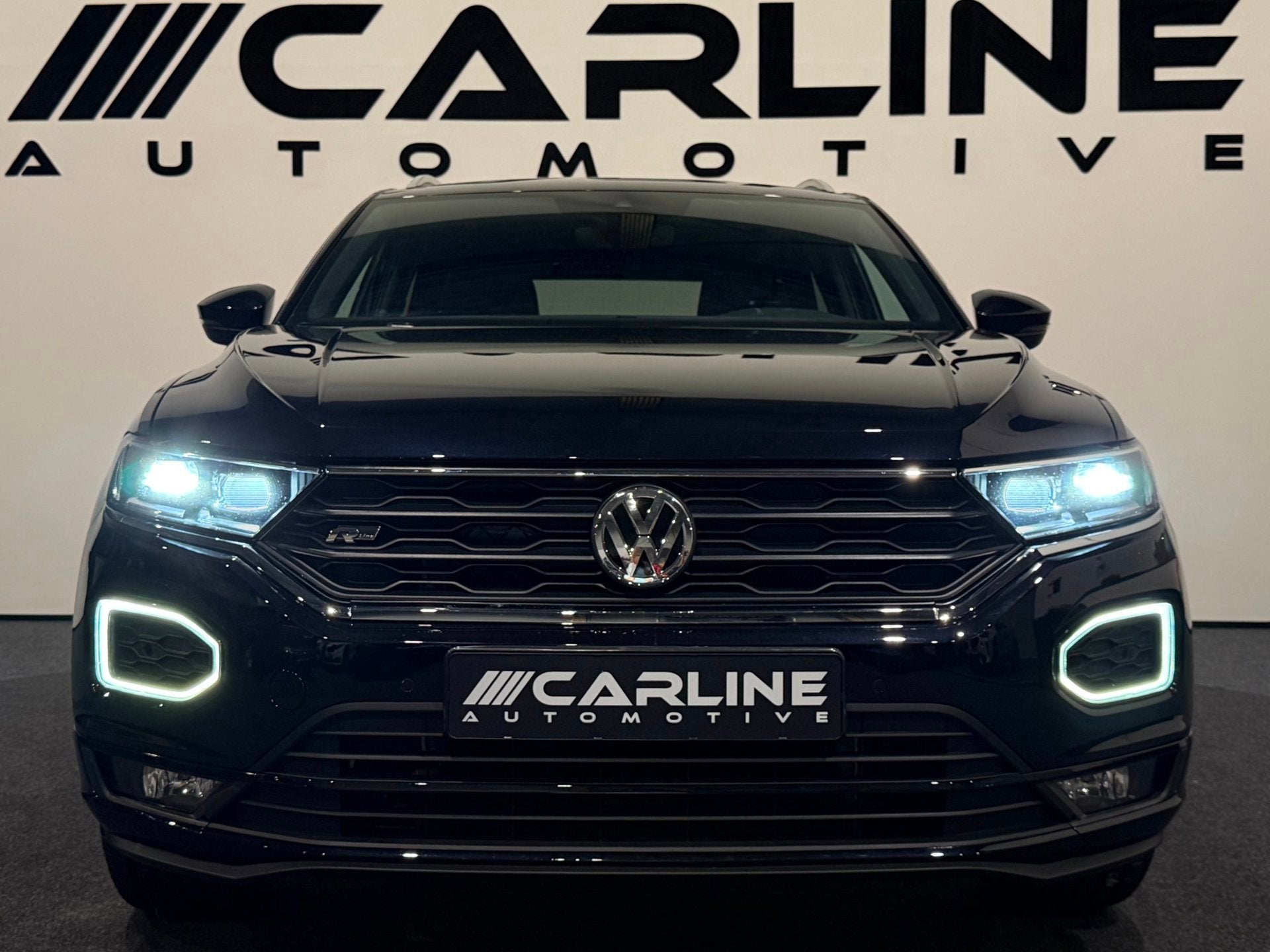 Volkswagen T-Roc 1.5 TSI Sport 2X R-LINE AUT. SFEERVERL. VIR, Auto's, Dealer onderhouden, 4 cilinders, 150 pk, Leder en Stof