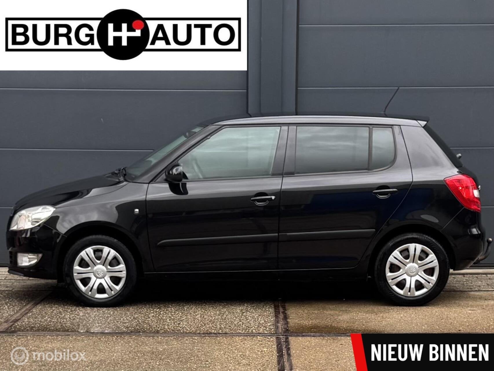 Skoda Fabia 1.2 TSI Sprint - 2E EIGENAAR - SKODA DEALER ONDE, Voorwielaandrijving, Euro 5, Zwart, 4 cilinders