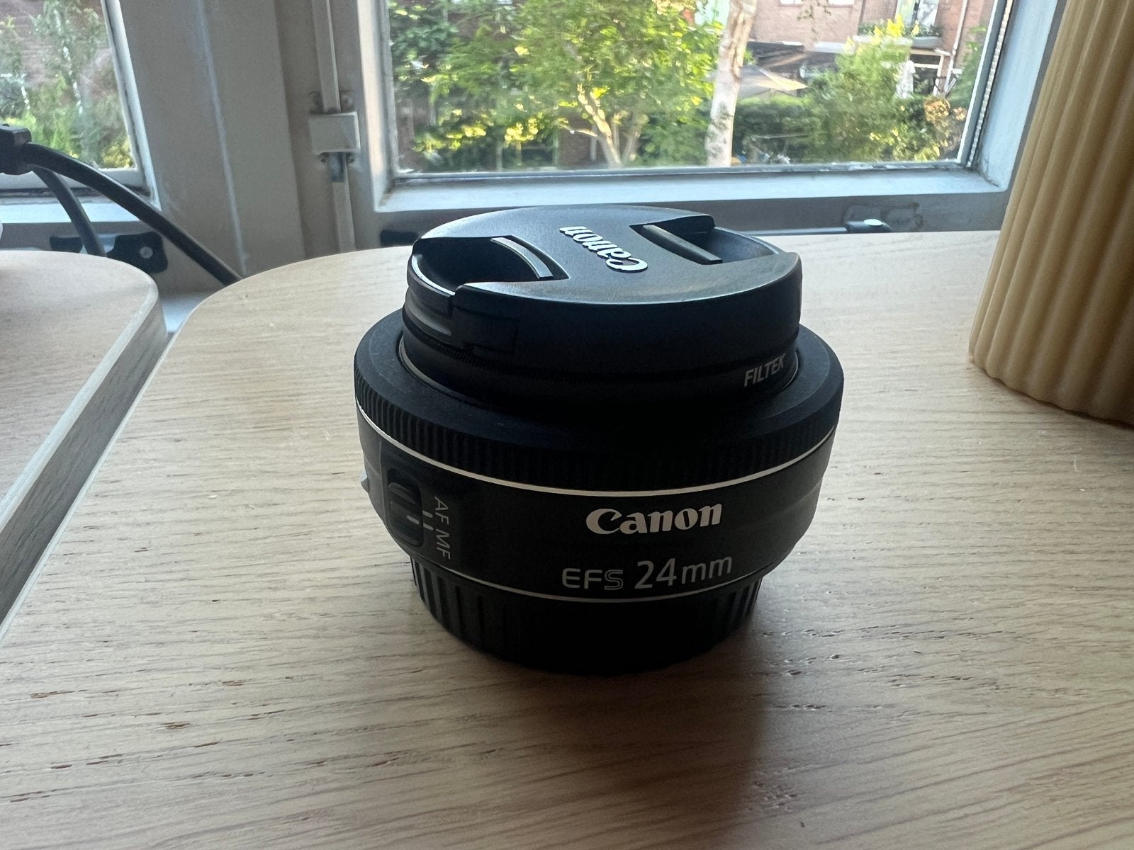 Canon EF-S 24mm, Canon, Autofocus, Ophalen of Verzenden, Zo goed als nieuw