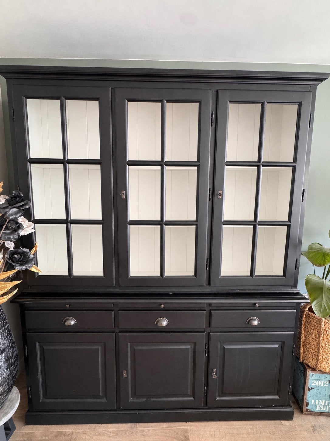 Mooie zwart geschilderde houten kast - 225x170x50cm, Ophalen, Gebruikt, 200 cm of meer, 150 tot 200 cm