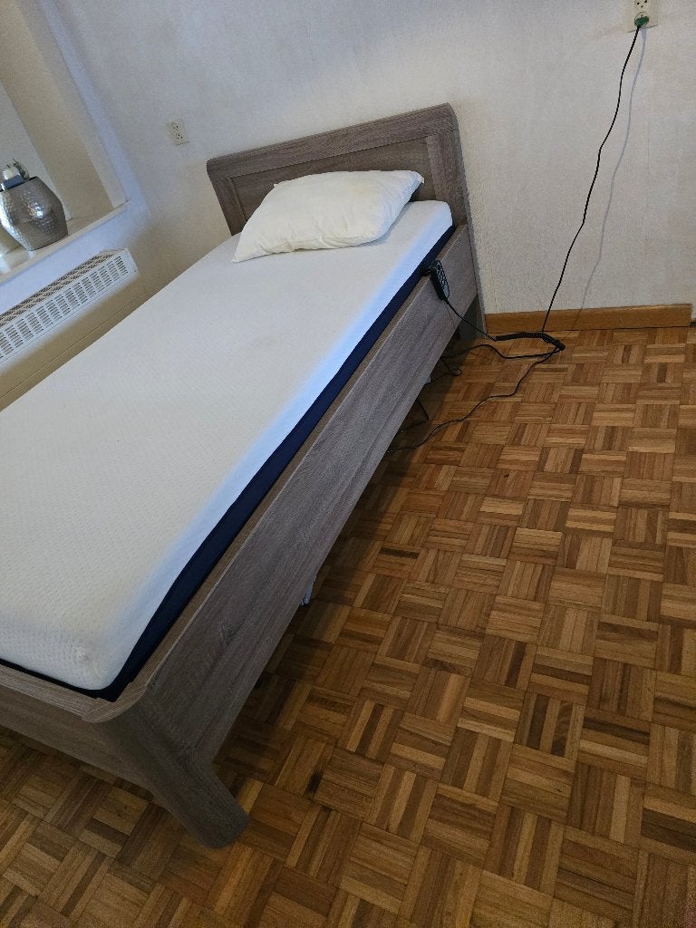 Hoog laag bed, Huis en Inrichting, Ophalen, 100 cm, Eenpersoons, Bruin