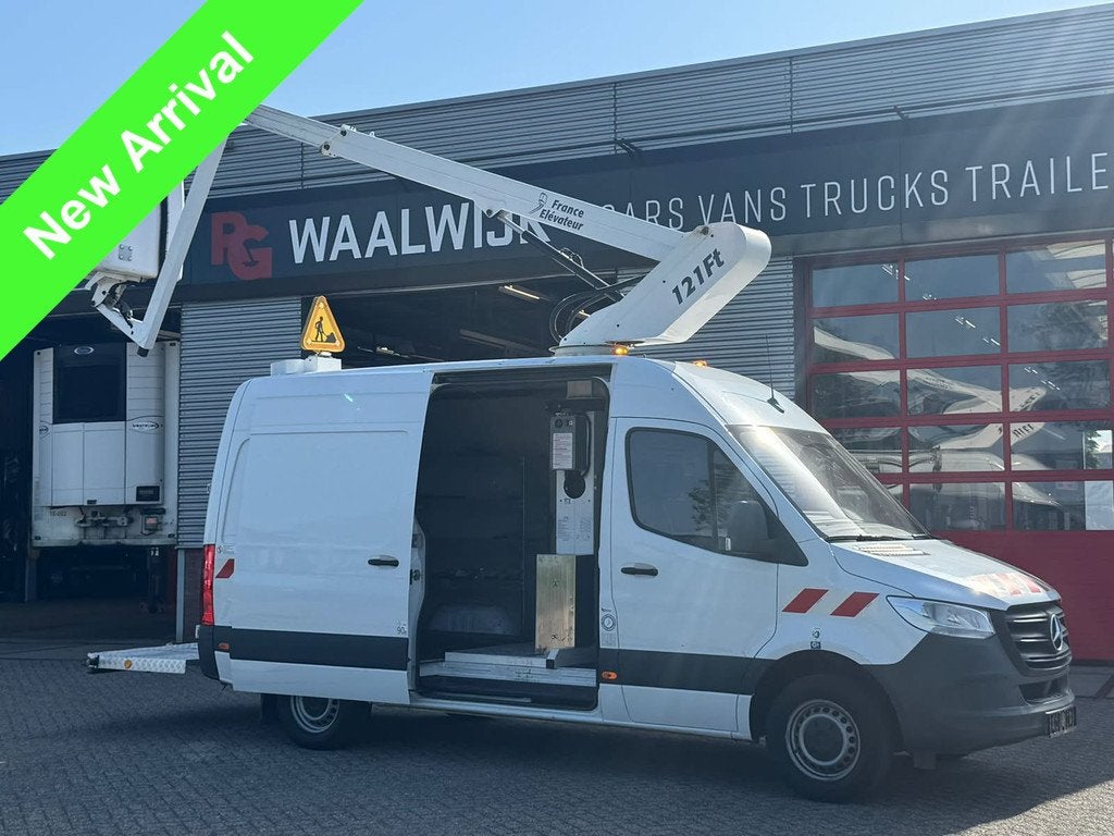 Mercedes-Benz Sprinter 314 CDI 513 draaiuren! (bj 2022), 3185 kg, Achterwielaandrijving, Gebruikt, Euro 6
