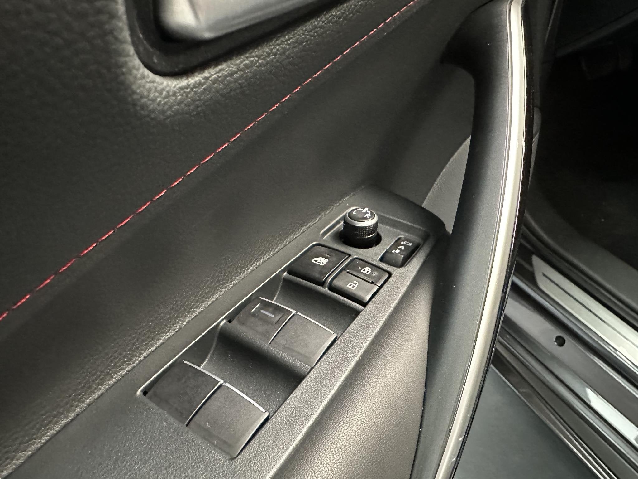 Toyota Corolla Hybrid 140 GR Sport GR Sport Plus, Head-Up Di, Auto's, 450 kg, Gebruikt, 4 cilinders, Origineel Nederlands