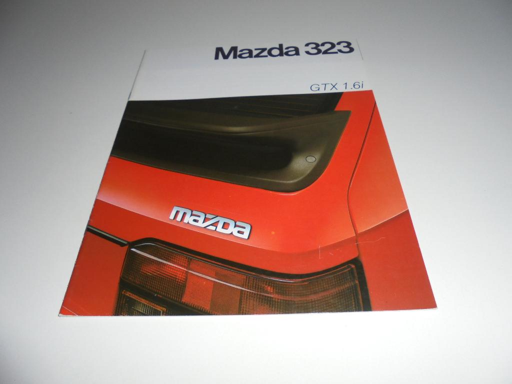 brochure Mazda 323 GTX 1.6i 1986, Ophalen of Verzenden, Nieuw, Mazda