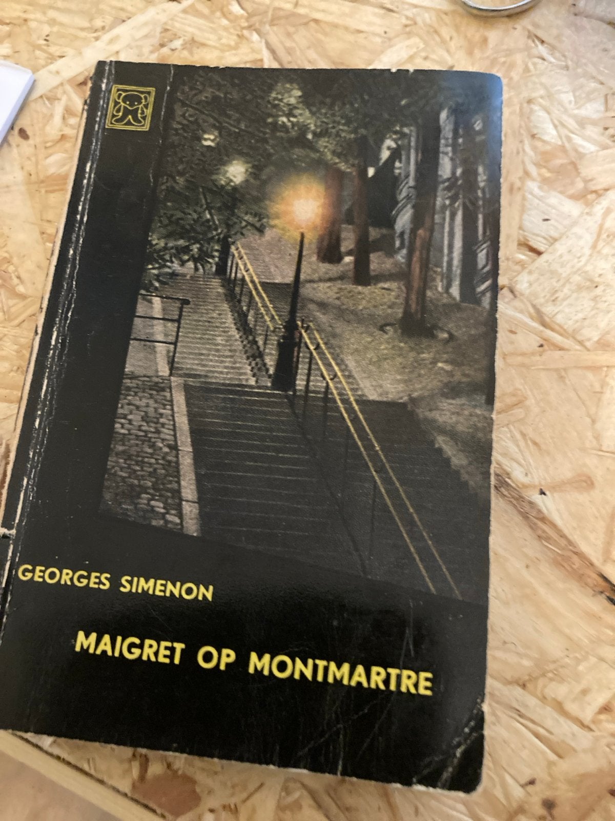 Maigret op Montmartre - Georges Simenon (Zwarte Beertjes), Ophalen of Verzenden, Gelezen
