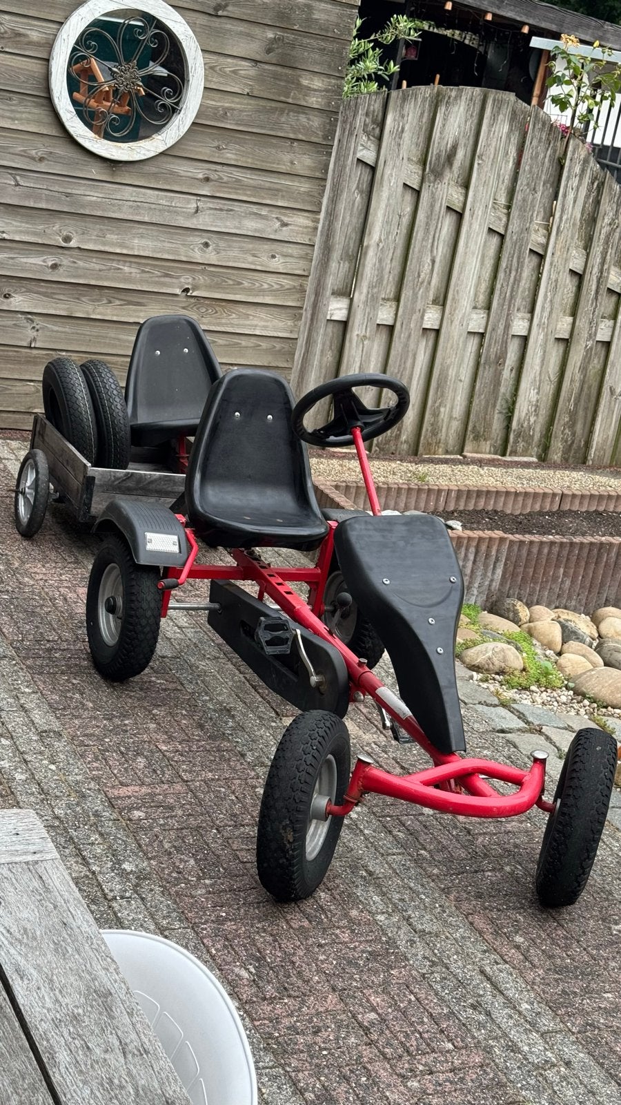 Skelter met 2 zitplaatsen, aanhangwagen en 2 nieuwe banden, Ophalen, Gebruikt, Overige merken, Duozit