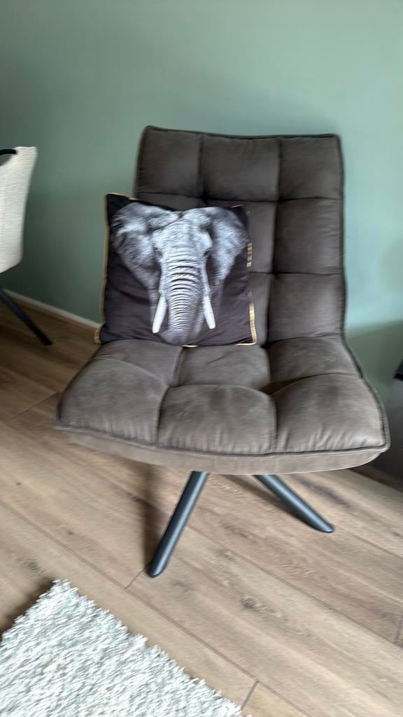 Draaibaar fauteuil, Huis en Inrichting, Fauteuils, Ophalen, Zo goed als nieuw, 50 tot 75 cm