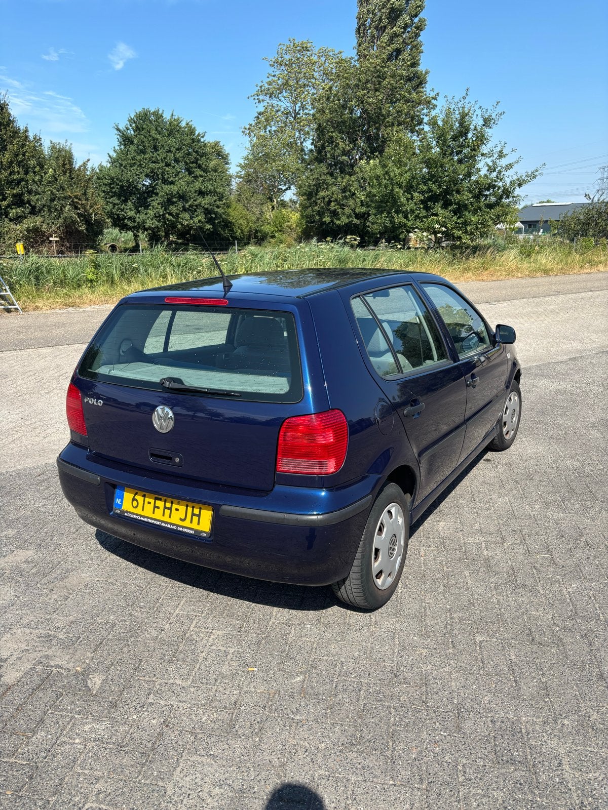 Volkswagen Polo 1.4 44KW 2000 Blauw, Auto's, 450 kg, 40 €/maand, 4 cilinders, Blauw