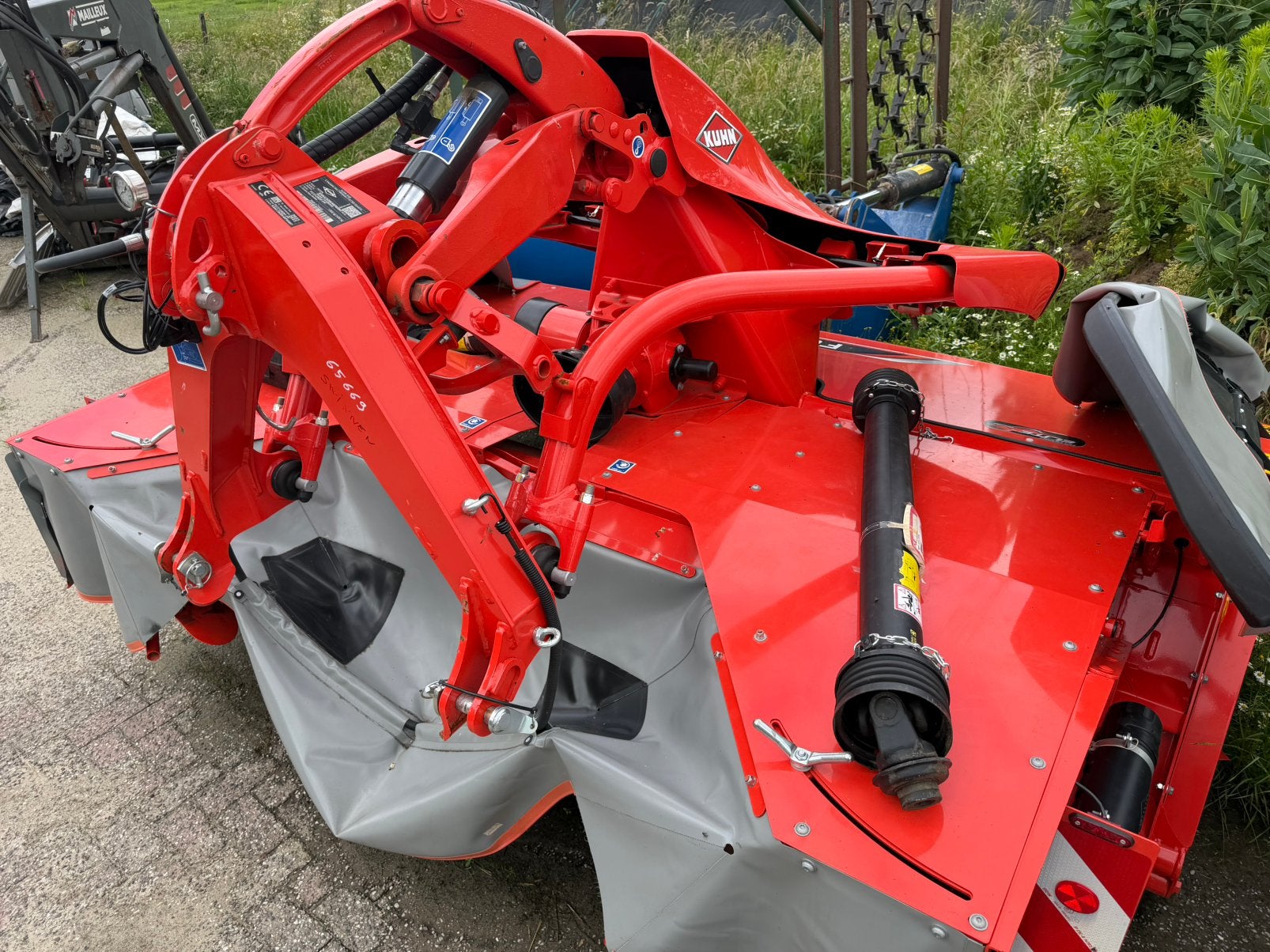 Kuhn 3125-DF-FF, Ophalen of Verzenden, Wiellader of Shovel