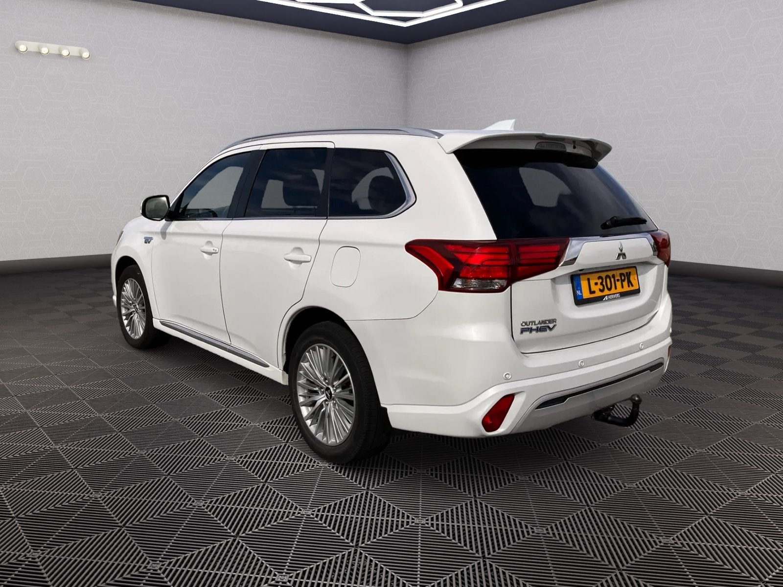 Mitsubishi Outlander 2.4 PHEV Instyle | Adapt cruise | Cam., Automaat, Dealer onderhouden, Outlander, 4 cilinders