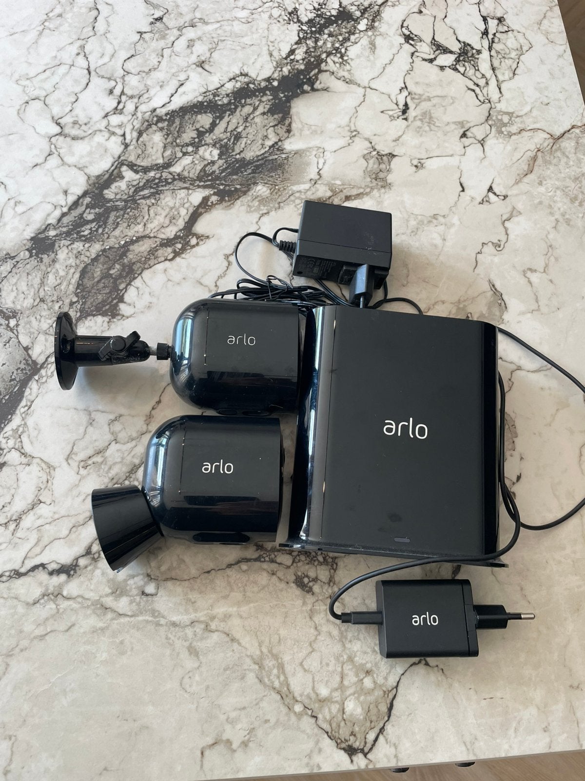 Arlo pro 3 camera, Ophalen of Verzenden, Zo goed als nieuw