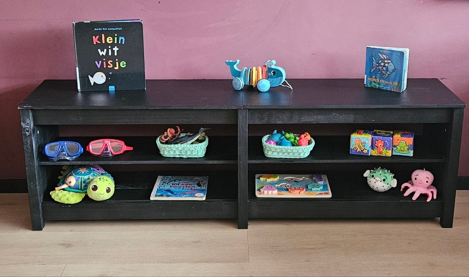 Open Speelgoedkast Montessori Kast Zwart 160x36x50cm, Ophalen, Zo goed als nieuw, Kast