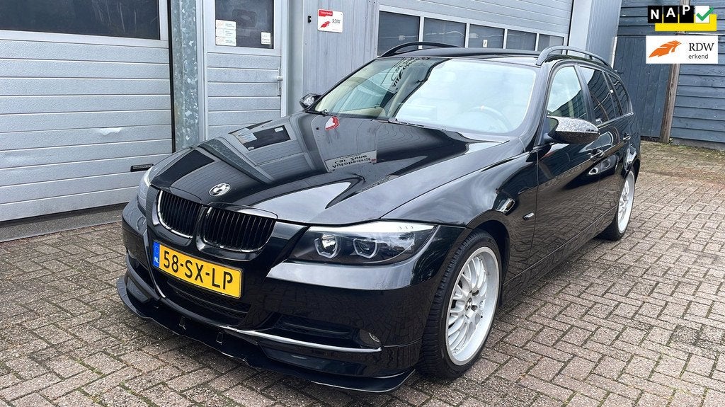 BMW 3-serie Touring 320i 2009-Navi-Airco-Trekhaak-New APK, 13 km/l, 4 cilinders, Zwart, Origineel Nederlands