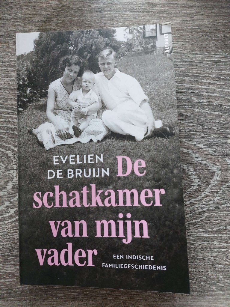Evelien de Bruijn - De schatkamer van mijn vader - 2025, Ophalen of Verzenden, Zo goed als nieuw