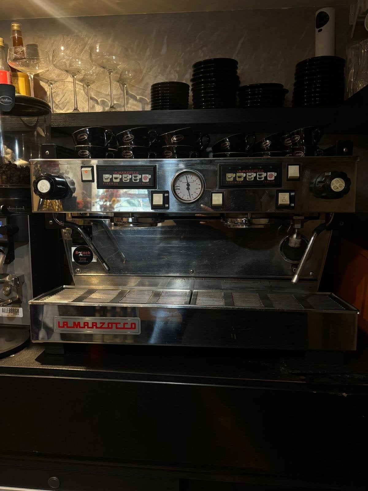 Lamarzocco professionele espressomachine, Stoompijpje, Gebruikt, Espresso apparaat, 10 kopjes of meer