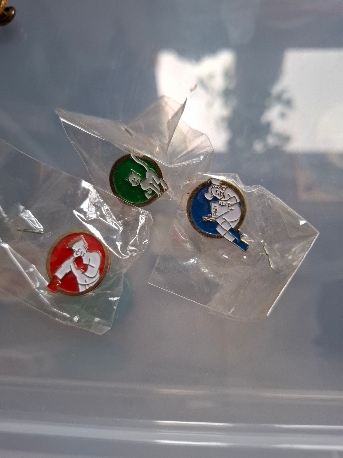 3x pins in verpakking, Verzamelen, Ophalen of Verzenden