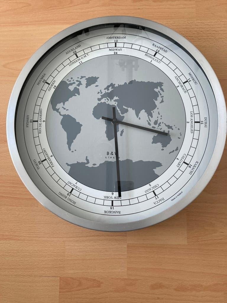 Wereldklok Wandklok analoog quartz diameter  39 cm, Ophalen, Wandklok, Grijs, Analoog