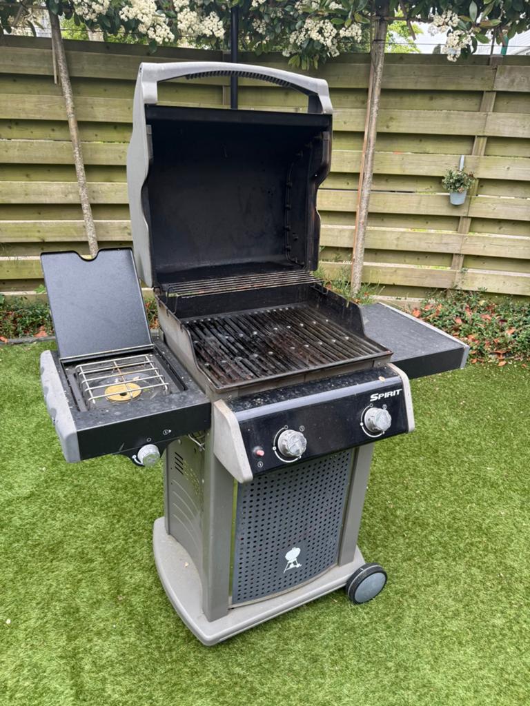 Weber SPIRIT CLASSIC E-220-GASBARBECUE, Tuin en Terras, Ophalen of Verzenden, Zo goed als nieuw