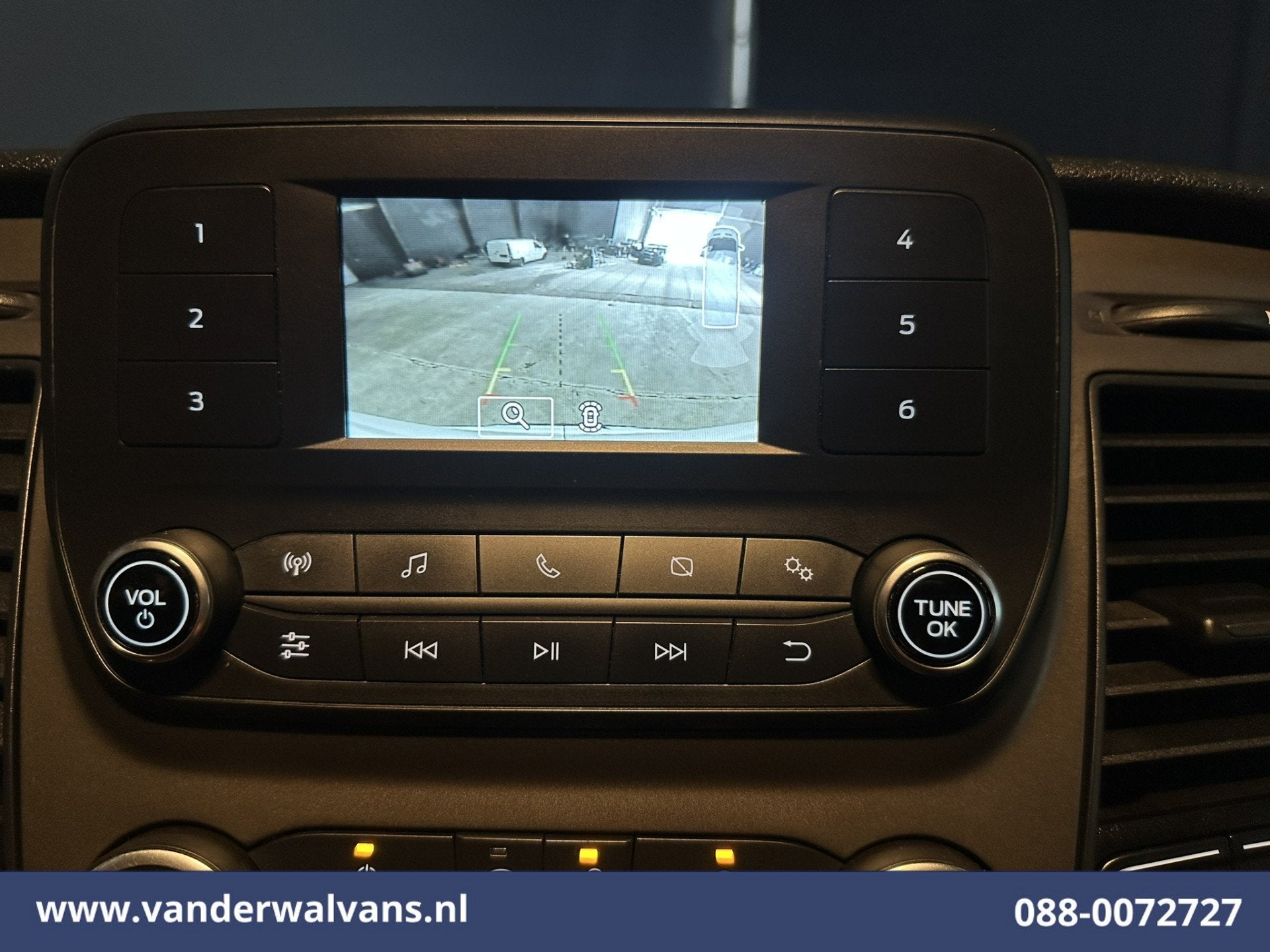 Ford Transit 2.0 TDCI 131pk L4H3 Euro6 Airco | Camera | Crui, Stof, 4 cilinders, Lichtsensor, Wit