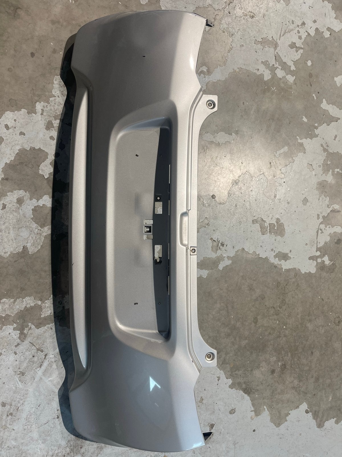 Achterbumper Suzuki Alto (2009-2014) - Grijs, Ophalen, Gebruikt, Achter, Bumper