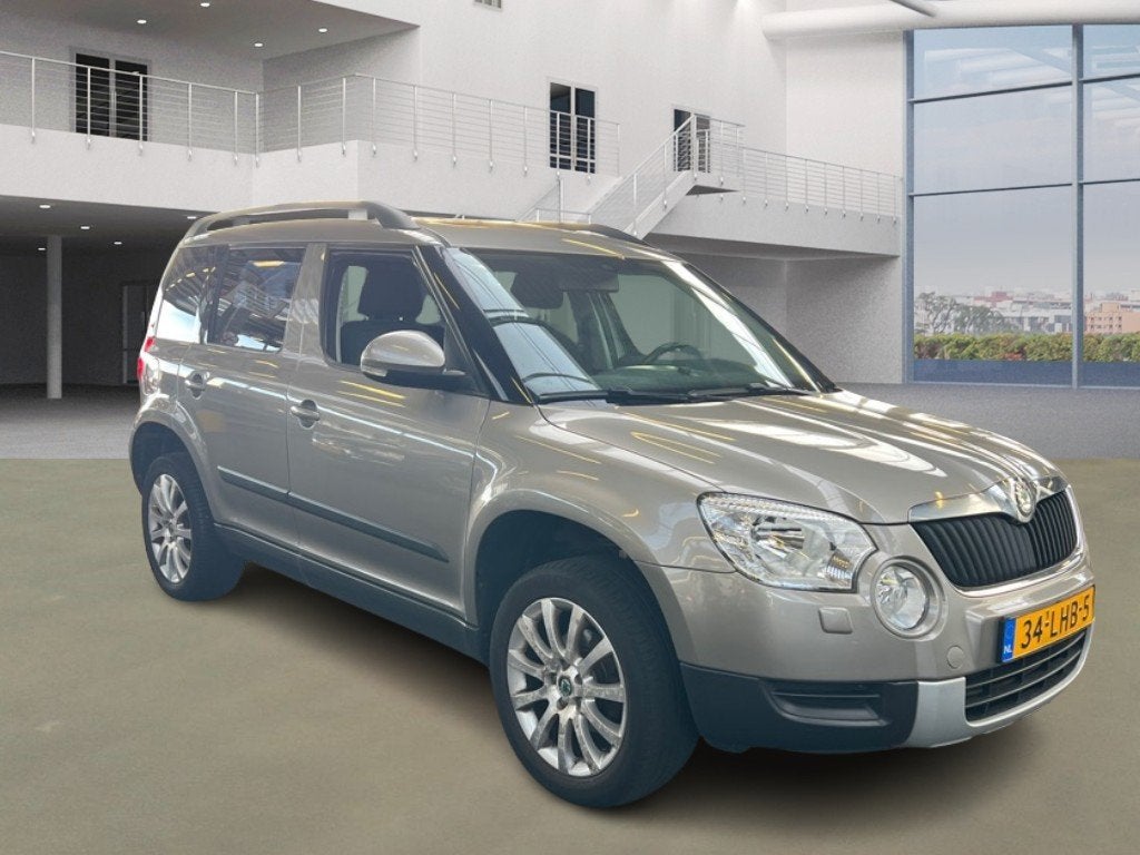 Skoda Yeti 1.2 TSI Ambition, Euro 5, Gebruikt, 4 cilinders, Beige