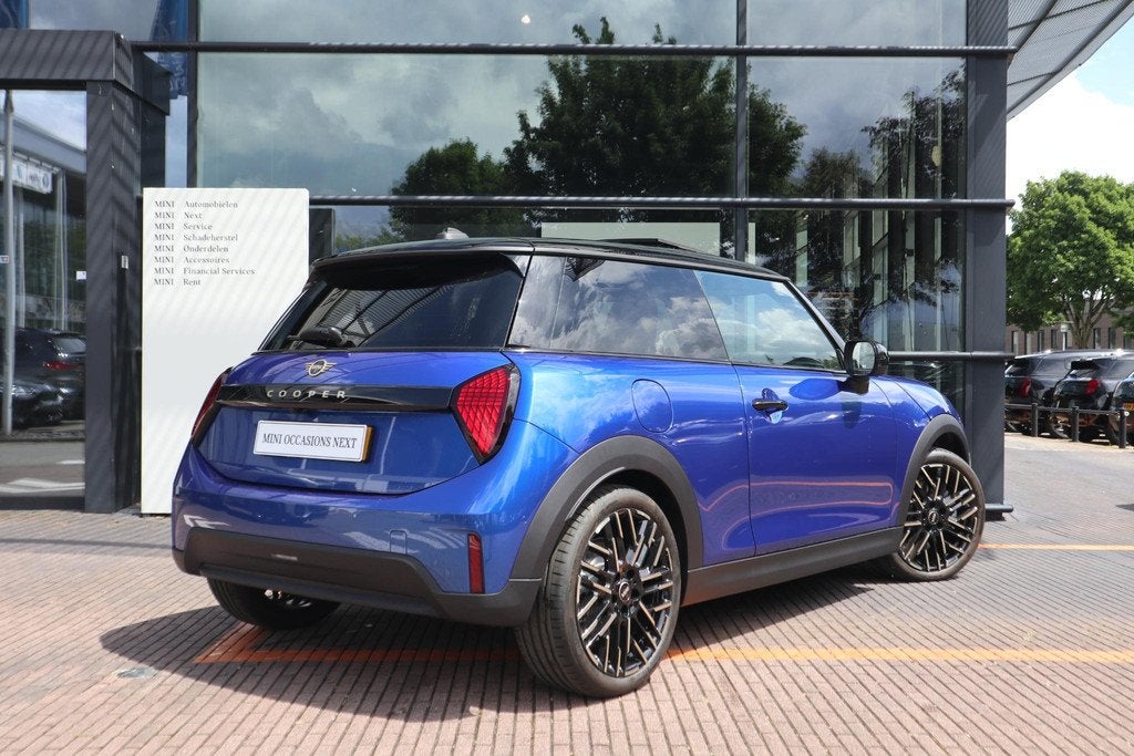 MINI 3-Deurs C | Favoured Trim + Pakket XL, Auto's, Mini, 156 pk, Met garantie (alle), Leder en Stof, Origineel Nederlands