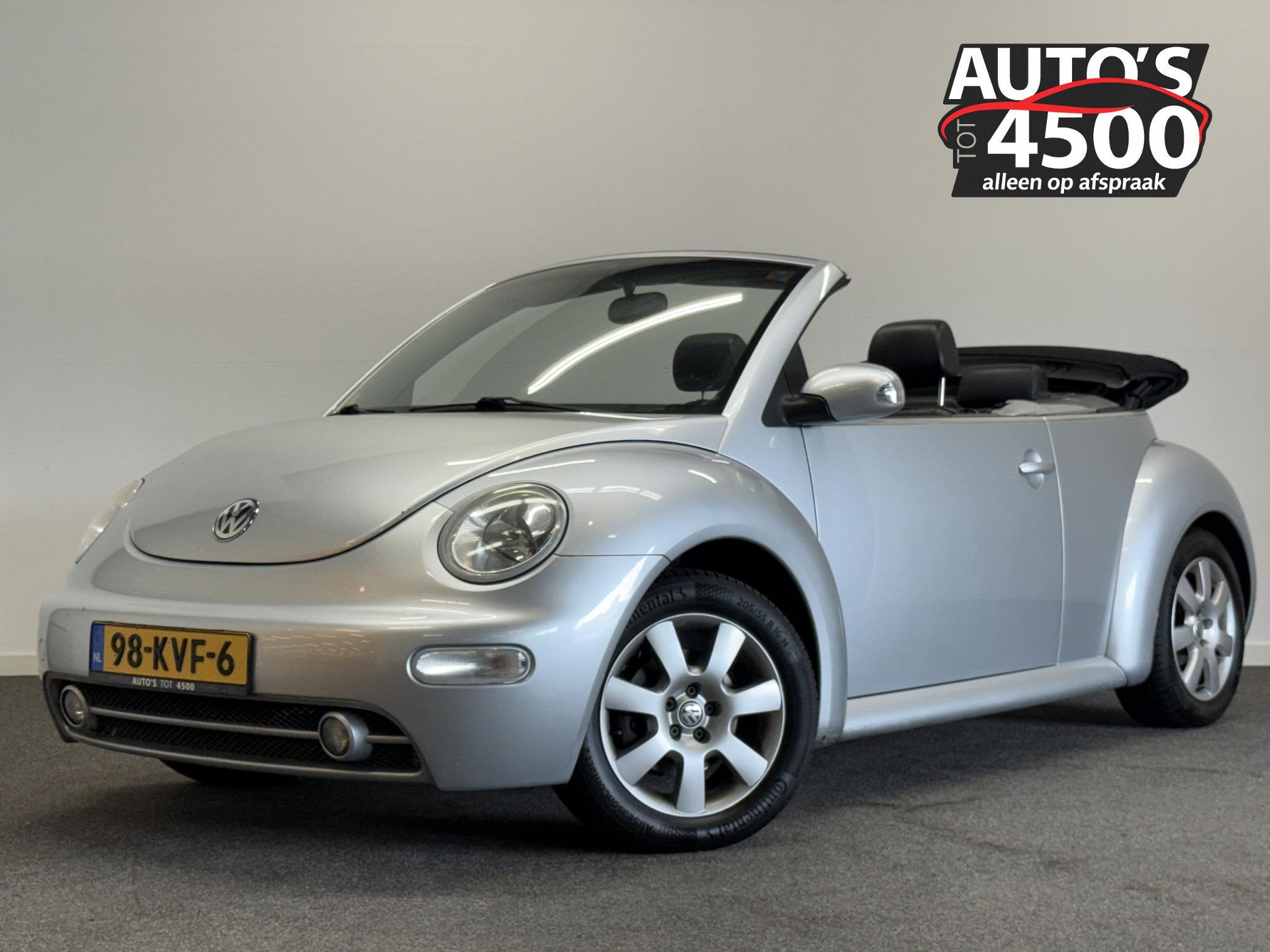 Volkswagen New Beetle Cabriolet 1.6 Highline leder! trekhaak, Stof, Gebruikt, 4 cilinders, Cabriolet