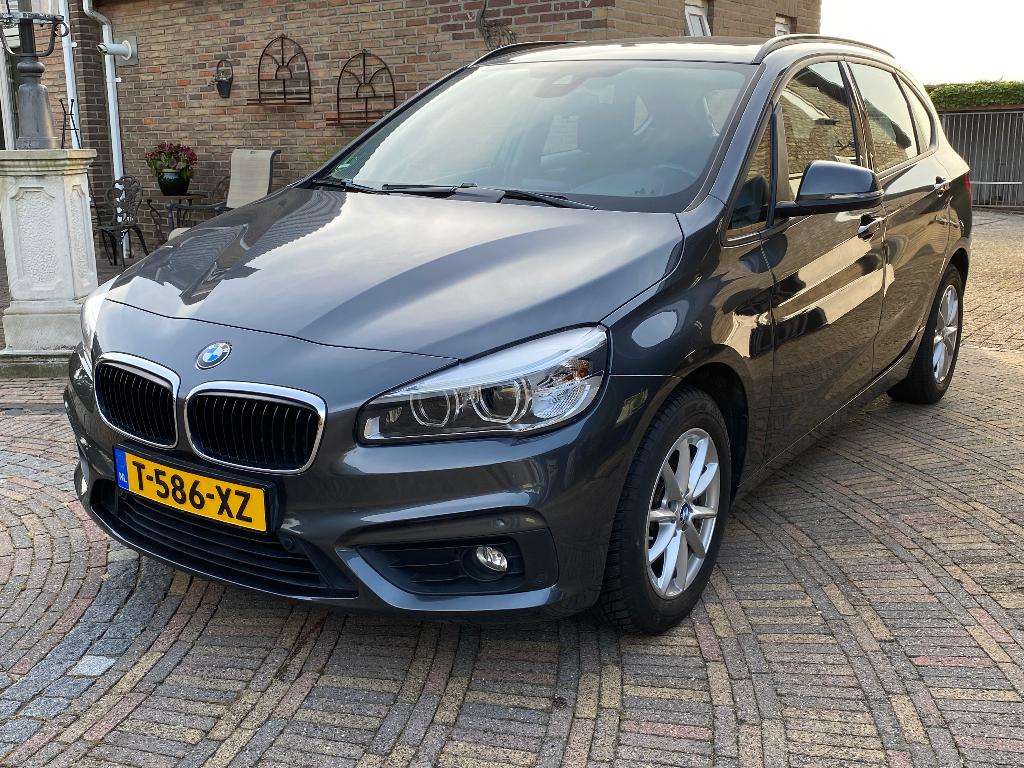 BMW 2-Serie Active Tourer 218i 136pk Aut 2015 Grijs, Bluetooth, Particulier, 2-Serie Active Tourer, 695 kg