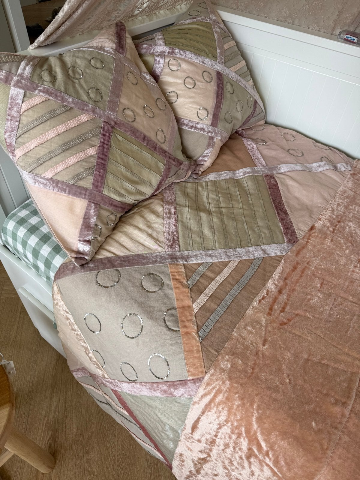 Vintage Laura Ashley eenpersoons bedsprei met kussenhoezen, Eenpersoons, Ophalen of Verzenden, Roze, Deken of Dekbed