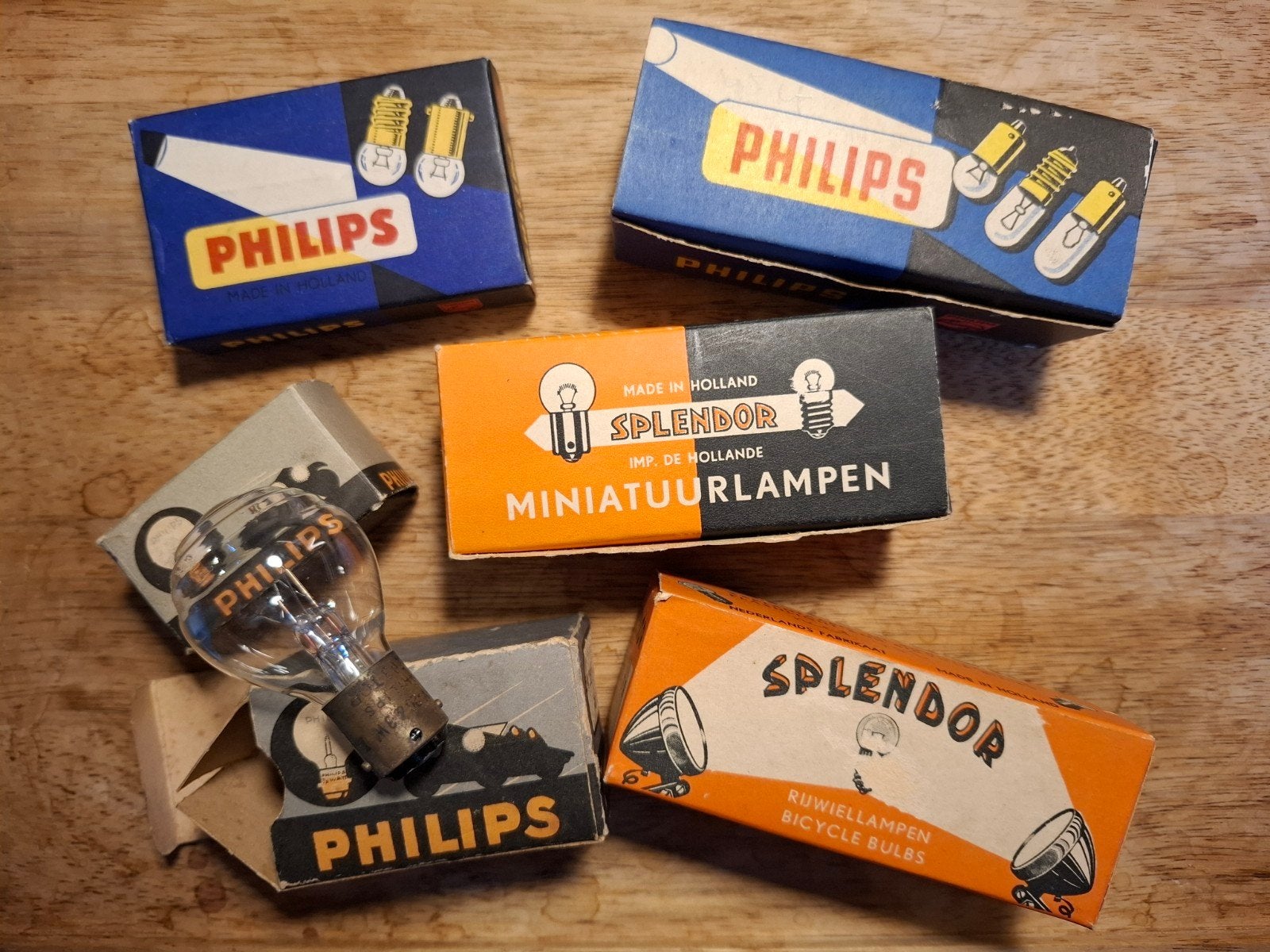 Vintage gloeilampen Philips en Splendor (NOS), Ophalen of Verzenden, Nieuw, Dynamo