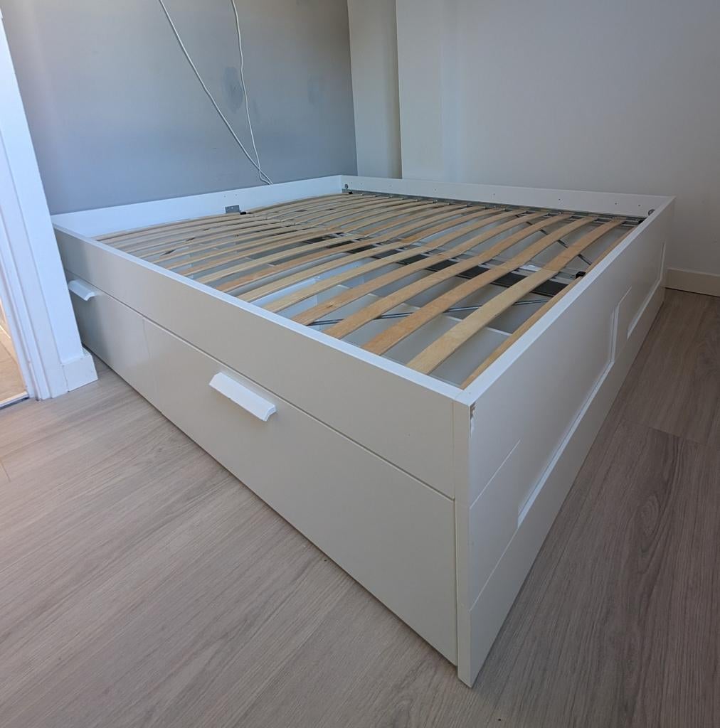 Brimnes bed 160x200 met opbergruimte, incl. lattenbodems, Huis en Inrichting, Slaapkamer | Bedden, Ophalen, Gebruikt, Wit, Tweepersoons