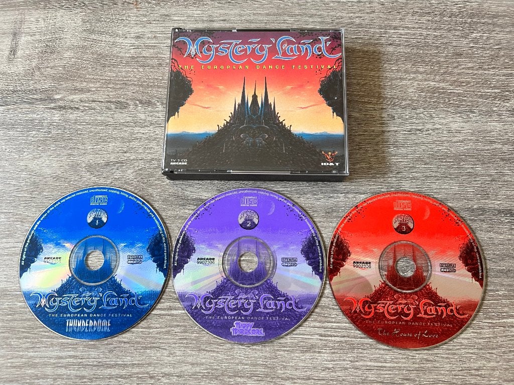 ID&T Mystery Land 1996 Eindhoven Hardcore Thunderdome, Cd's en Dvd's, Cd's | Dance en House, Ophalen of Verzenden, Zo goed als nieuw
