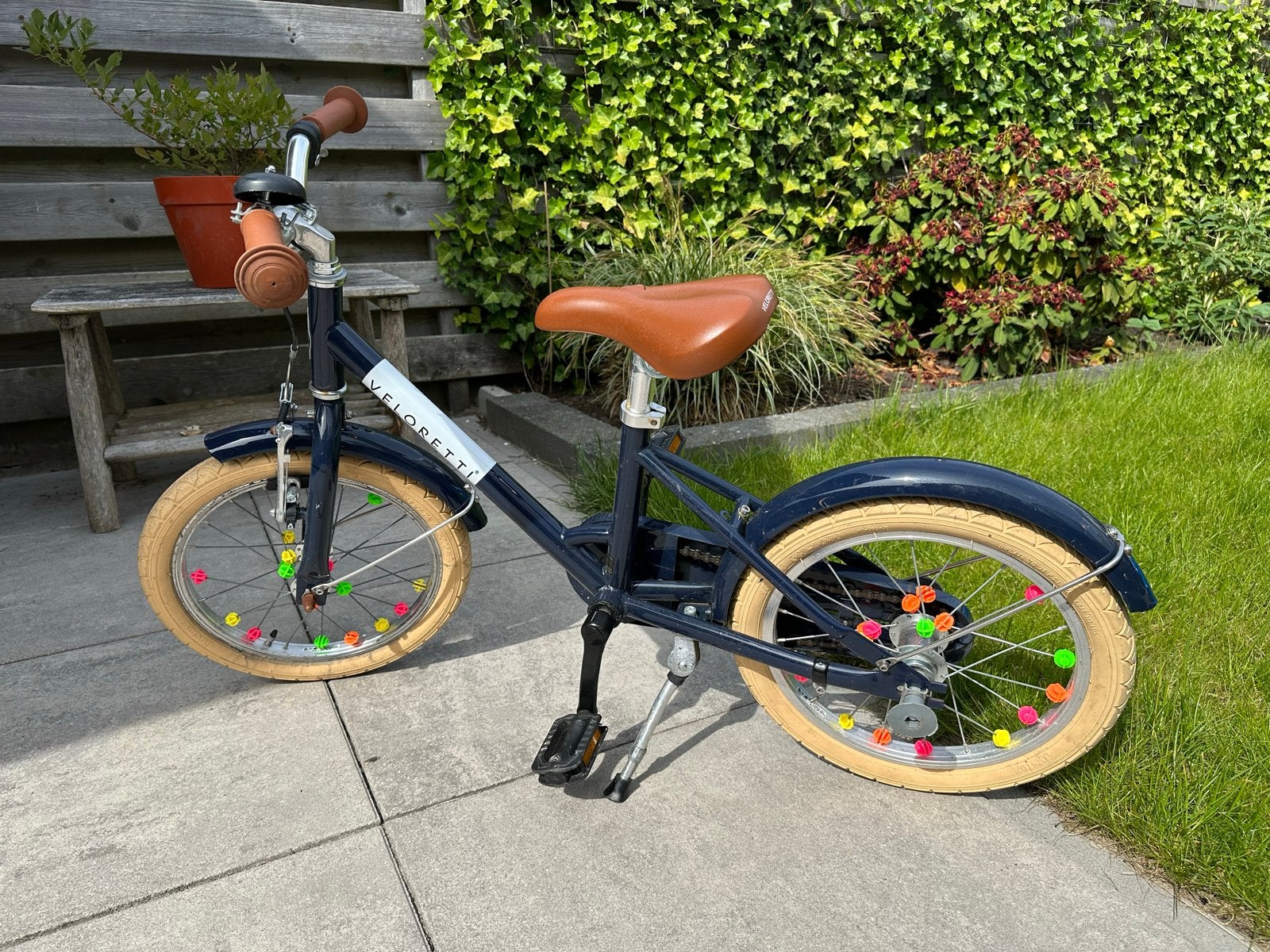 Veloretti kinderfiets 16 inch, Fietsen en Brommers, Fietsen | Kinderfietsjes, Ophalen, Gebruikt, Terugtraprem, 16 tot 20 inch