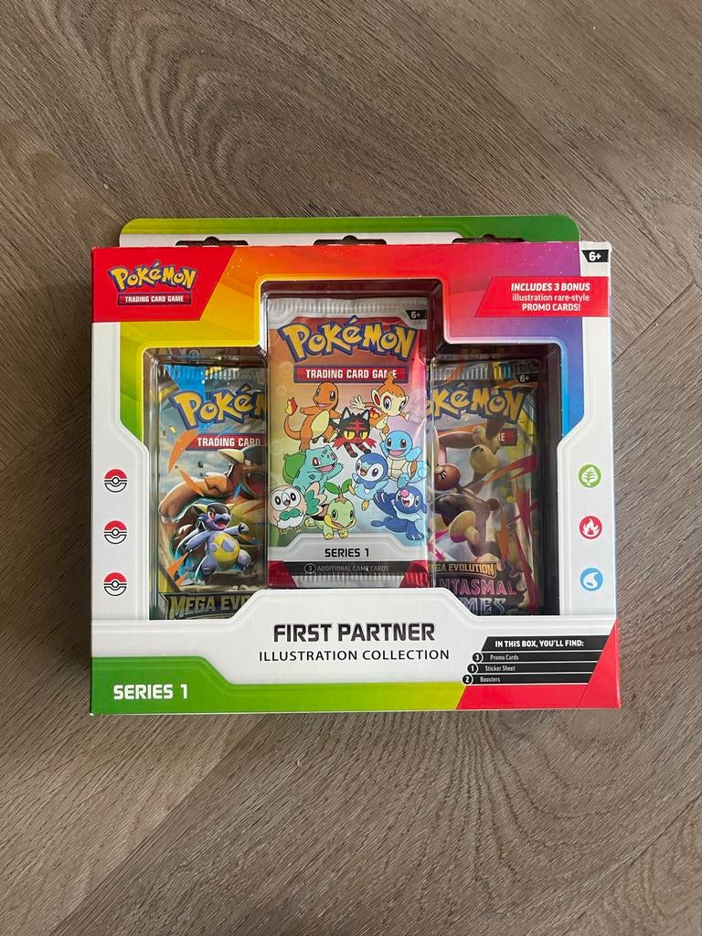 Pokémon First Partner Illustration Collection, Ophalen of Verzenden, Nieuw, Boosterbox
