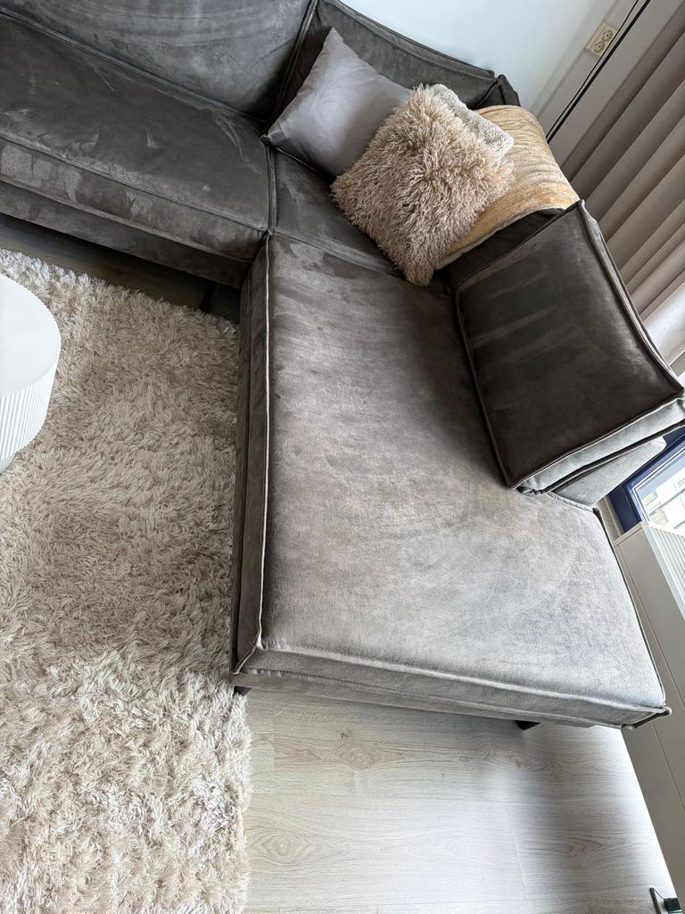 Ruime Hoekbank met Longchair - Comfortabel en Modern, 250 tot 300 cm, Gebruikt, Hoekbank, 75 tot 100 cm