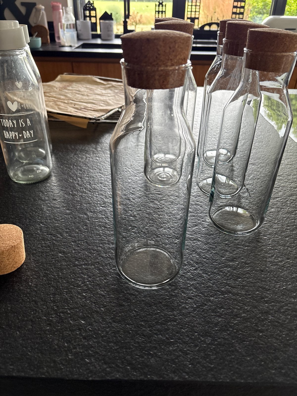 Glazen flessen met kurk - set van 3, Huis en Inrichting, Woonaccessoires | Vazen, Ophalen, Transparant, Geschikt voor droogbloemen