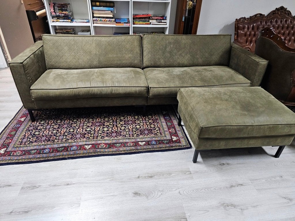 Mooie bankstel met hocker voor €275,-, Ophalen, Zo goed als nieuw, Nvt, Nvt