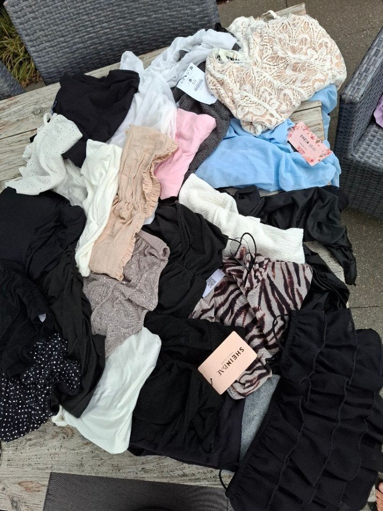 nieuw pakket 30 stuks tops XS/S  INCL. VERZENDEN, Ophalen of Verzenden, Nieuw, Maat 34 (XS) of kleiner
