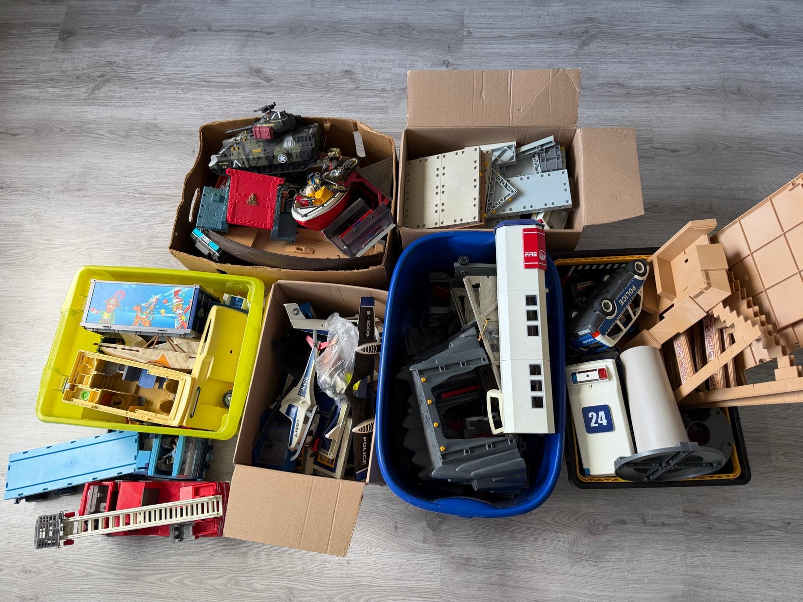 Grote partij Playmobil - Diverse sets en losse onderdelen, Ophalen of Verzenden, Gebruikt, Losse onderdelen, Overige typen