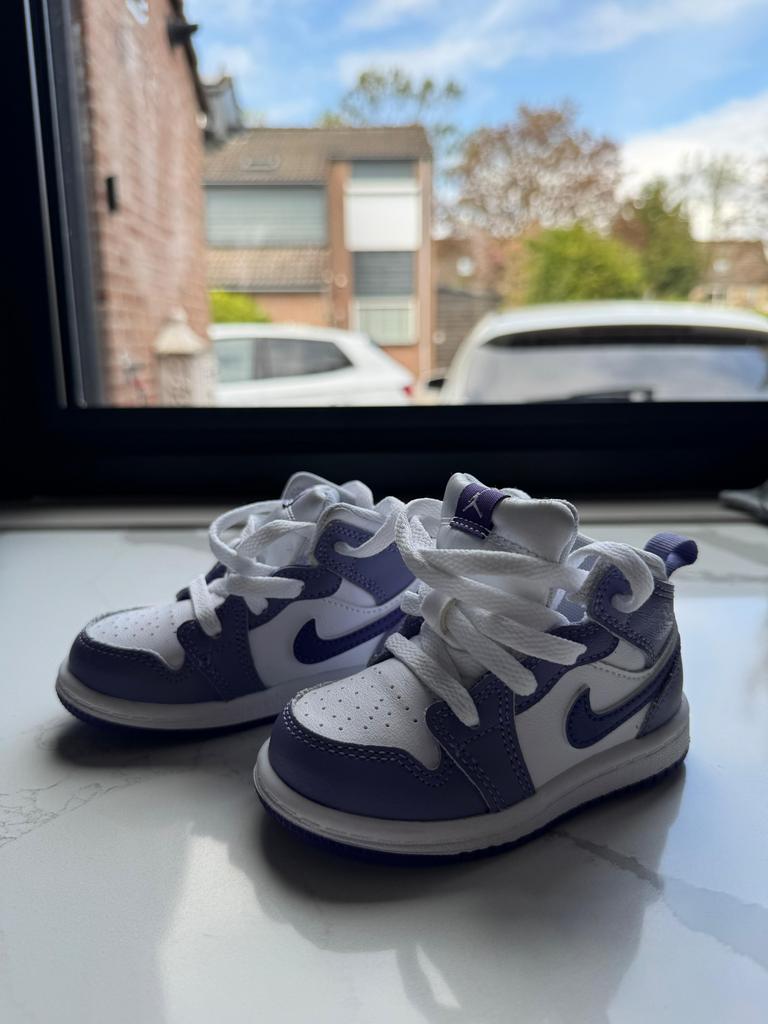 Nike Jordan 1 Low baby sneakers maat 21, Ophalen of Verzenden, Zo goed als nieuw, Jongetje of Meisje, Schoentjes