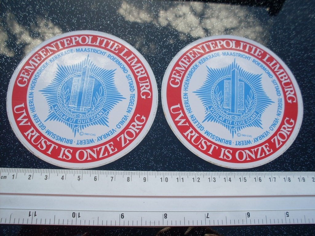 2x sticker gemeente politie limburg uw rust is onze zorg, Verzamelen, Verzenden, Zo goed als nieuw, Bedrijf of Vereniging