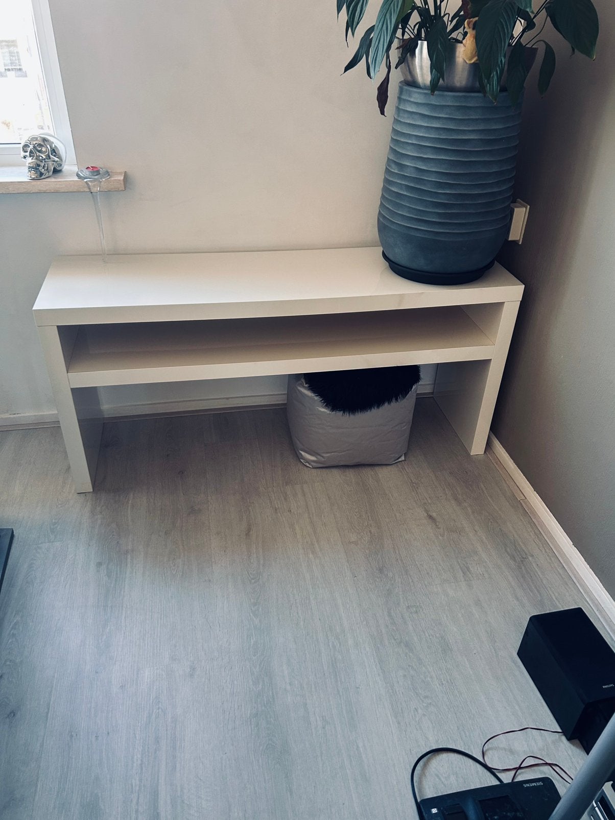 Hooglans witte kast/tafel/ tv kast, Ophalen, Gebruikt, 100 tot 150 cm, Hooglans wit strak