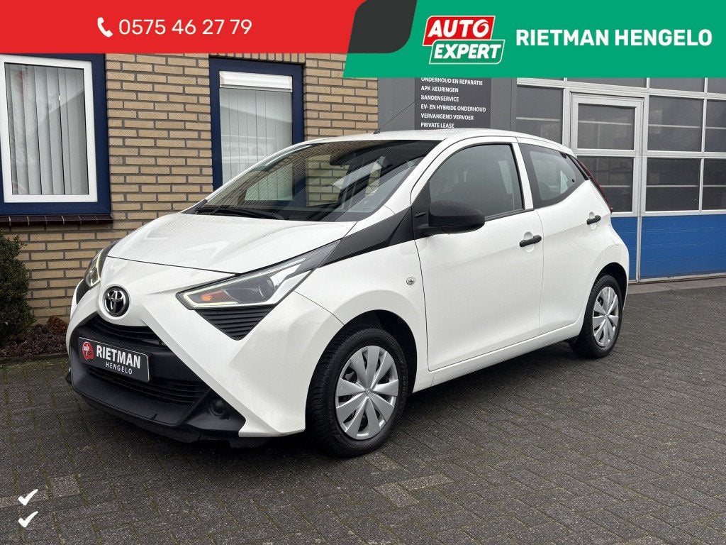 Toyota Aygo 1.0 VVT-i x-fun BT-AIRCO-1E EIGENAAR (bj 2020), Auto's, Dealer onderhouden, Gebruikt, Euro 6, 4 stoelen